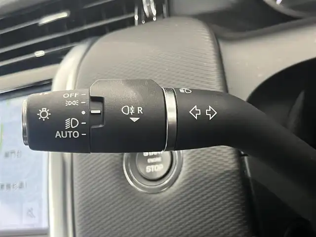ランドローバー ランドローバー ディスカバリースポーツ アーバンED P250 静岡県 2022(令4)年 3.6万km 白 レザーシート/ドライブパック/・ハイスピードエマージェンシーブレーキ/・アダブティブクルーズコントロール/純正ナビ/(Bluetooth/AppleCarPlay/AndroidAuto/USB)/スロープアシスト/テレインレスポンス/ブラインドスポットアシスト/360°カメラ/スマートキー /ETC2.0/ドライブレコーダー /純正18インチアルミホイール/保証書/取扱説明書