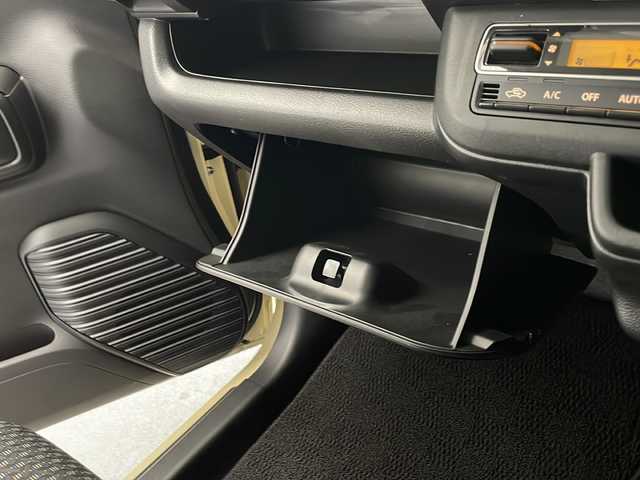 スズキ ハスラー HYBRID G 宮崎県 2020(令2)年 2.4万km シフォンアイボリーM 衝突被害軽減ブレーキ/社外オーディオ/（クラリオン/SGC-281/CD）/社外前後ドライブレコーダー/社外ETC/純正セキュリティアラーム/純正フロアマット/レーンディパーチャーアラート/オートマチックハイビーム/クリアランスソナー/エネチャージ/前席シートヒーター/リアプライバシーガラス/ドアバイザー/オートエアコン/スマートキー/プッシュエンジンスタート/スペアキー/新車時保証書/取扱い説明書