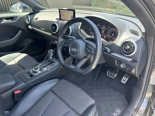 アウディ Ａ３ SB SラインダイナミックLTD 福岡県 2019(令1)年 3万km デイトナグレーパールエフェクト 375台限定車/アダプティブクルーズコントロール/Audiサイドアシスト/Audiプレセンス/レーンキープアシスト/バーチャルコックピット/マトリクスLED/ハーフレザーシート/前席シートヒーター/純正ナビ/ApplecarPlay/androidauto/フルセグTV/Bluetooth/バックカメラ/前後ドライブレコーダー/純正18インチアルミホイール/ETC2.0