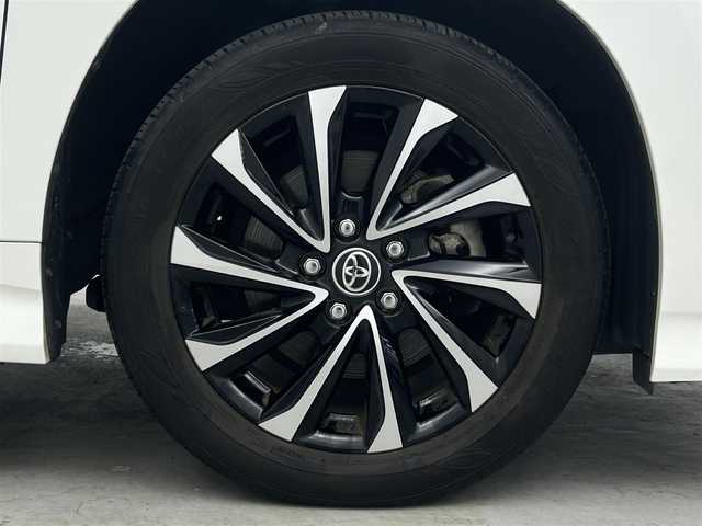 トヨタ ノア S－Z 埼玉県 2022(令4)年 4.4万km ホワイトパールクリスタルシャイン 10.5インチディスプレイオーディオ　フルセグ　Bカメラ　ETC2.0　14型フリップダウンモニター　トヨタセーフティセンス　レーダークルコン　LEDオートライト　コーナーセンサー　シートヒーター　両側パワスラ　スペアキー