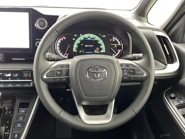 トヨタ ノア S－Z 熊本県 2022(令4)年 4.4万km ホワイトパールクリスタルシャイン 純正10.5インチディスプレイオーディオ（CD・DVD・フルセグ・BT・USB・HDMI）　/バックカメラ　/ビルトインETC2.0　/純正14型フリップダウンモニター　/トヨタセーフティセンス/・レーダークルーズコントロール/・レーンキープアシスト/・ロードサインアシスト/・駐車時支援パーキングサポートシステム/・先行車発進お知らせ機能/・レーンディパーチャーアラート/・オートマチックハイビーム/・プリクラッシュセーフティ/横滑り防止/前後クリアランスソナー/両側パワースライドドア/前席シートヒーター/ハーフレザーシート/電動パーキングサポート/ブレーキホールド/社外フロアマット/純正17インチAW/オートライト/LEDヘッドライト/フォグランプ/スマートキー/プッシュスタート/スペアキー1本/保証書/取扱説明書