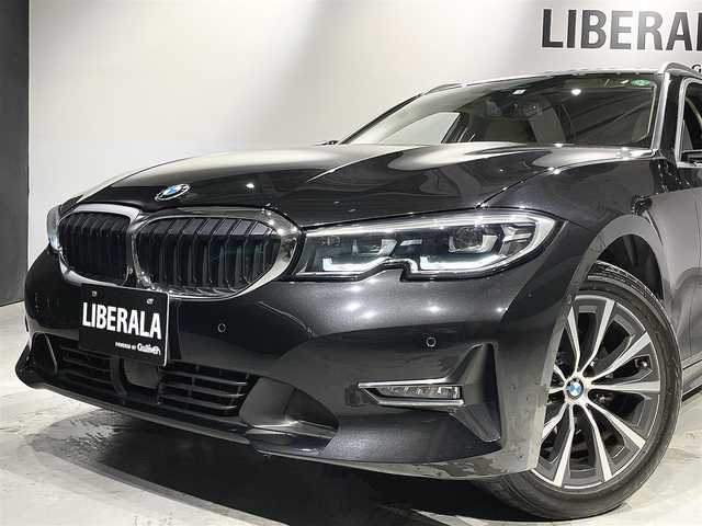 ＢＭＷ ３２０ｄ xDrive ツーリング 道央・札幌 2020(令2)年 5.2万km サファイアブラックP ハイラインパッケージ/・電動調整式ランバーサポート(D/N)/・ヴァーネスカレザーシート(ベージュ)/・ルーフレール(サテンアルミニウム)/プラスパッケージ/・アンビエントライト/・LEDフォグランプ/・ハイグロスブラックインテリアトリム/アダプティブLEDヘッドライト/ハイビームアシスタント/パーキングアシスト/パノラマビュー(全周囲カメラ)/PDC/パークディスタンスコントロール/オートマチックテールゲートオペレーション/スポーツレザーステアリングホイール/電動フロントシート/運転席メモリーシート/フロントシートヒーティング/ワイヤレスチャージング/BMWライブコックピット/・12.3インチマルチディスプレイメーターパネル/・10.25インチワイドコントロールディスプレイ/ドライビングアシストプロフェッショナル/・ACC/アクティブクルーズコントロール/・ステアリング&レーンコントロールアシスト/・レーンディパーチャーウォーニング/・衝突回避被害軽減ブレーキ/・クロストラフィックウォーニング/・トラフィックサインアシスト