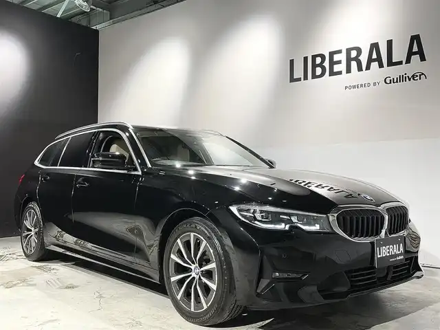 ＢＭＷ ３２０ｄ xDrive ツーリング 道央・札幌 2020(令2)年 5.2万km サファイアブラックP ハイラインパッケージ/・電動調整式ランバーサポート(D/N)/・ヴァーネスカレザーシート(ベージュ)/・ルーフレール(サテンアルミニウム)/プラスパッケージ/・アンビエントライト/・LEDフォグランプ/・ハイグロスブラックインテリアトリム/アダプティブLEDヘッドライト/ハイビームアシスタント/パーキングアシスト/パノラマビュー(全周囲カメラ)/PDC/パークディスタンスコントロール/オートマチックテールゲートオペレーション/スポーツレザーステアリングホイール/電動フロントシート/運転席メモリーシート/フロントシートヒーティング/ワイヤレスチャージング/BMWライブコックピット/・12.3インチマルチディスプレイメーターパネル/・10.25インチワイドコントロールディスプレイ/ドライビングアシストプロフェッショナル/・ACC/アクティブクルーズコントロール/・ステアリング&レーンコントロールアシスト/・レーンディパーチャーウォーニング/・衝突回避被害軽減ブレーキ/・クロストラフィックウォーニング/・トラフィックサインアシスト