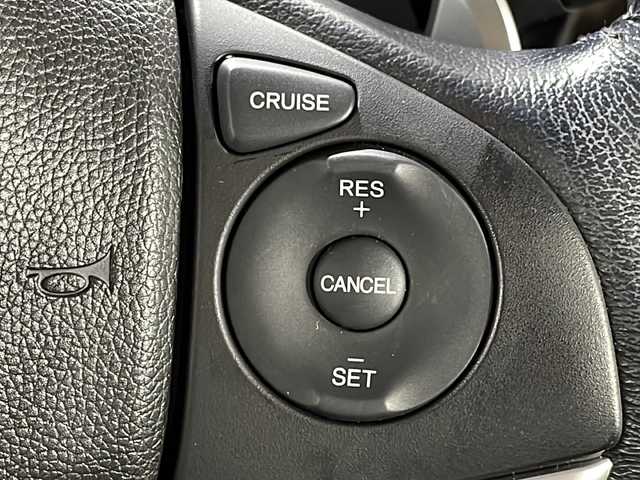 ホンダ シャトル ハイブリッド X 広島県 2016(平28)年 5.8万km ミッドナイトブルービームM 純正ナビ　/バックカメラ　/フルセグ　/レーダークルーズコントロール　/オートライト　/衝突軽減ブレーキ　/ＬＥＤヘッドランプ　/スマートキー　/ハーフレザーシート　/フォグランプ　/純正フロアマット　/横滑り防止　/ETC/純正15インチアルミキャップ（185/60/R15)/エアバック（運転席/助手席/サイド）