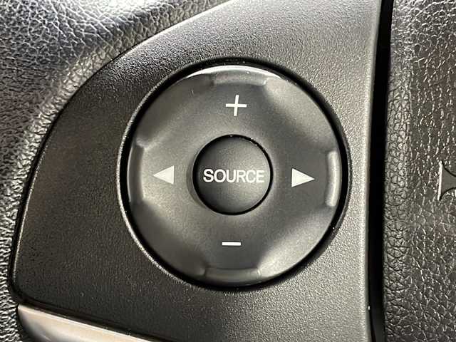 ホンダ シャトル ハイブリッド X 広島県 2016(平28)年 5.8万km ミッドナイトブルービームM 純正ナビ　/バックカメラ　/フルセグ　/レーダークルーズコントロール　/オートライト　/衝突軽減ブレーキ　/ＬＥＤヘッドランプ　/スマートキー　/ハーフレザーシート　/フォグランプ　/純正フロアマット　/横滑り防止　/ETC/純正15インチアルミキャップ（185/60/R15)/エアバック（運転席/助手席/サイド）