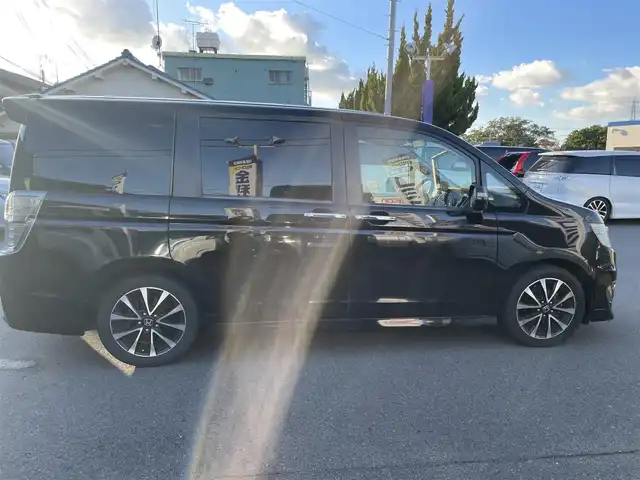 ホンダ ステップワゴン スパーダ Z クールスピリット 和歌山県 2013(平25)年 10.8万km プレミアムスパークルブラックパール (株)IDOMが運営する【じしゃロン和歌山店】の自社ローン対象車両になります。こちらは現金ご利用時の価格です。/自社ローンご希望の方は別途その旨お申付け下さい。/バックカメラ/ETC/合皮レザーシート/両側パワースライドドア/クルーズコントロール/パドルシフト/ステアリングスイッチ/電動格納ミラー/オートライト/HIDヘッドライト/三列目格納シート/純正アルミホイール