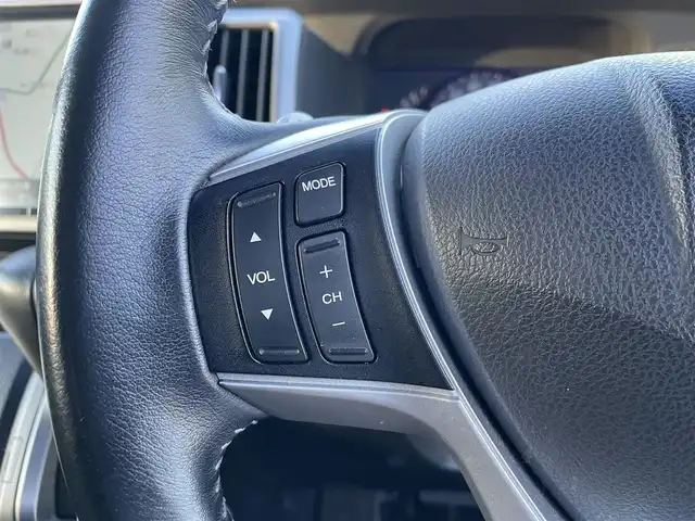 ホンダ ステップワゴン スパーダ Z クールスピリット 和歌山県 2013(平25)年 10.8万km プレミアムスパークルブラックパール (株)IDOMが運営する【じしゃロン和歌山店】の自社ローン対象車両になります。こちらは現金ご利用時の価格です。/自社ローンご希望の方は別途その旨お申付け下さい。/バックカメラ/ETC/合皮レザーシート/両側パワースライドドア/クルーズコントロール/パドルシフト/ステアリングスイッチ/電動格納ミラー/オートライト/HIDヘッドライト/三列目格納シート/純正アルミホイール