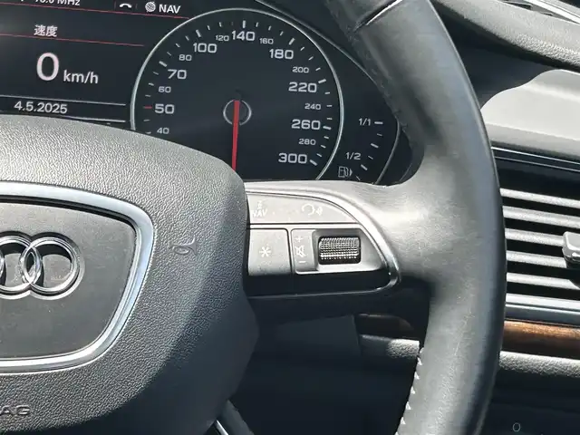 アウディ Ａ６ アバント 2．0 TFSI クワトロ 福岡県 2018(平30)年 3万km グレイシアホワイトメタリック アダプティブクルーズコントロール/レーンキープアシスト/Audiサイドアシスト/Audiプレセンス/マトリクスLED/BOSE/黒革シート/前席シートヒーター/純正ナビ/フルセグTV/Bluetooth/バックカメラ/パワーバックドア/オートハイビーム/ステアリングスイッチ/前後コーナーセンサー/純正18インチアルミホイール/ETC