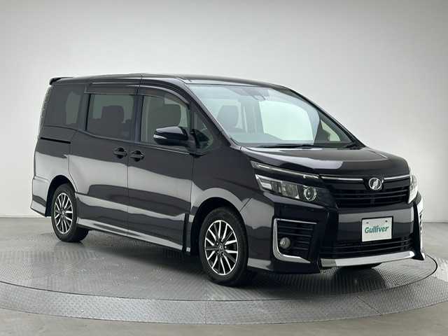 トヨタ ヴォクシー ZS 兵庫県 2016(平28)年 9万km ボルドーマイカメタリック 純正SDナビ(CD/DVD/SD/Bluetooth/フルセグ)/バックカメラ/片側パワースライドドア/HIDヘッドライト/オートライト/オートマチックハイビーム/レーンキープアシスト/純正16インチアルミホイール/純正フロアマット/ドアバイザー/アイドリングストップ/スペアキー