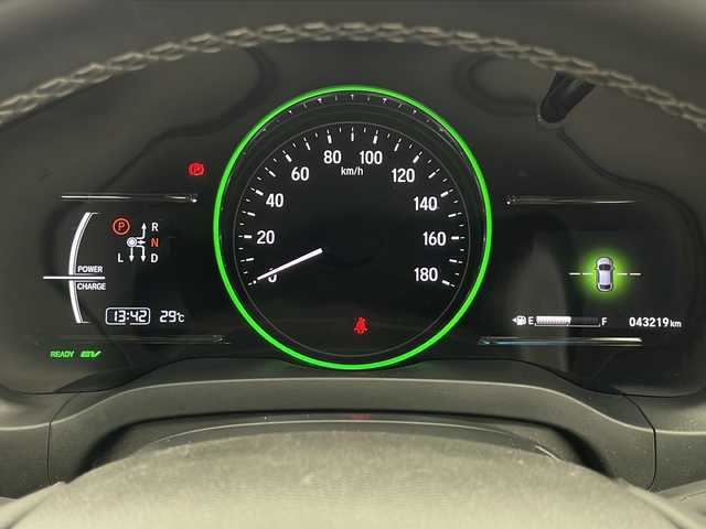 ホンダ ヴェゼル ハイブリッド Z ホンダセンシング 千葉県 2020(令2)年 4.4万km ミッドナイトブルービームM Honda SENSING/ルーフレール/プッシュスタート/パドルシフト/クルーズコントロール/純正ナビ(BT/CD)/ドライブレコーダー/ビルトインETC/バックカメラ/ハーフレザーシート/前席シートヒーター/LEDヘッドライト/LEDフォグランプ/純正フロアマット/純正ドアバイザー/純正１７インチアルミホイール車載