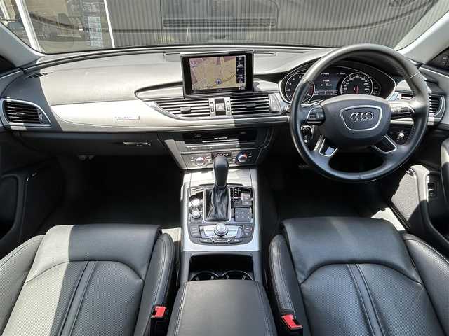アウディ Ａ６ アバント 2．0 TFSI クワトロ 福岡県 2017(平29)年 5.2万km ミトスブラックメタリック アダプティブクルーズコントロール/レーンキープアシスト/ブラインドスポットモニター/マトリクスLED/黒革シート/前席シートヒーター/前席パワーシート/純正ナビ/フルセグTV/Bluetooth/バックカメラ/パワーバックドア　/ステアリングスイッチ/前後コーナーセンサー/社外19インチアルミホイール/ETC