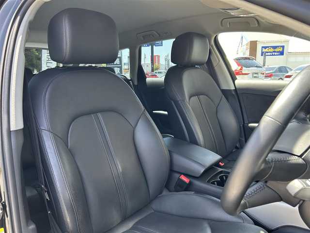 アウディ Ａ６ アバント 2．0 TFSI クワトロ 福岡県 2017(平29)年 5.2万km ミトスブラックメタリック アダプティブクルーズコントロール/レーンキープアシスト/ブラインドスポットモニター/マトリクスLED/黒革シート/前席シートヒーター/前席パワーシート/純正ナビ/フルセグTV/Bluetooth/バックカメラ/パワーバックドア　/ステアリングスイッチ/前後コーナーセンサー/社外19インチアルミホイール/ETC