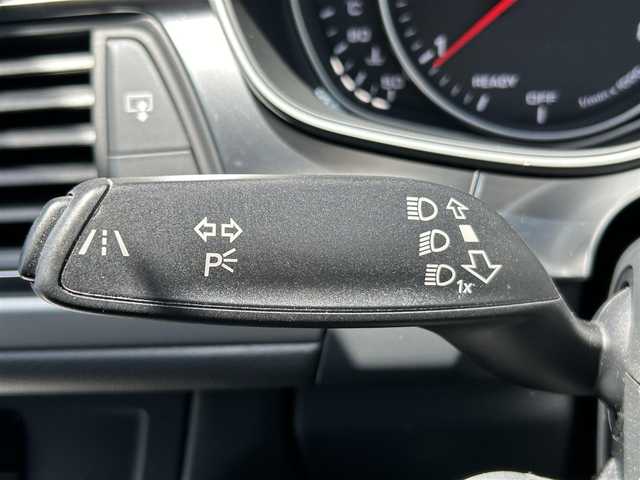 アウディ Ａ６ アバント 2．0 TFSI クワトロ 福岡県 2017(平29)年 5.2万km ミトスブラックメタリック アダプティブクルーズコントロール/レーンキープアシスト/ブラインドスポットモニター/マトリクスLED/黒革シート/前席シートヒーター/前席パワーシート/純正ナビ/フルセグTV/Bluetooth/バックカメラ/パワーバックドア　/ステアリングスイッチ/前後コーナーセンサー/社外19インチアルミホイール/ETC