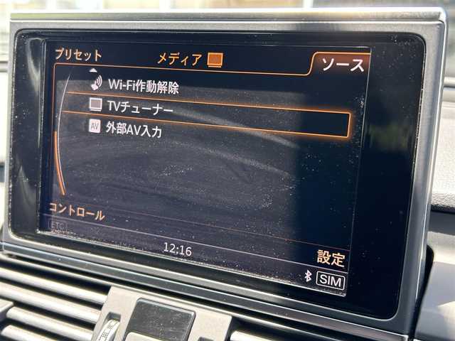 アウディ Ａ６ アバント 2．0 TFSI クワトロ 福岡県 2017(平29)年 5.2万km ミトスブラックメタリック アダプティブクルーズコントロール/レーンキープアシスト/ブラインドスポットモニター/マトリクスLED/黒革シート/前席シートヒーター/前席パワーシート/純正ナビ/フルセグTV/Bluetooth/バックカメラ/パワーバックドア　/ステアリングスイッチ/前後コーナーセンサー/社外19インチアルミホイール/ETC