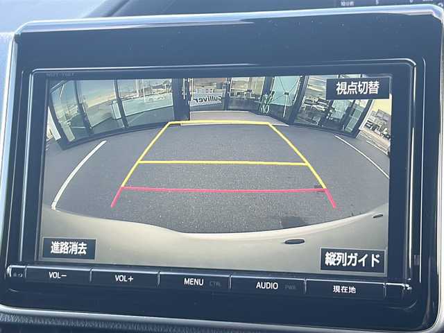 トヨタ ノア Si ダブルバイビー 長野県 2018(平30)年 5.7万km ラグジュアリーホワイトパールクリスタルシャインガラスフレーク トヨタセーフティセンス/純正9インチナビ（NSZT-Y66T）/FM・AM・DVD・CD・フルセグテレビ/Bluetooth Audio/バックカメラ/純正16インチアルミホイール/両側パワースライドドア/クルーズコントロール/ハーフレザーシート/革巻きステアリング/LEDヘッドライト/オートハイビーム/オートライト/ドアバイザー/純正フロアマット/プッシュスタート/スマートキー/スペアキー/ETC2.0