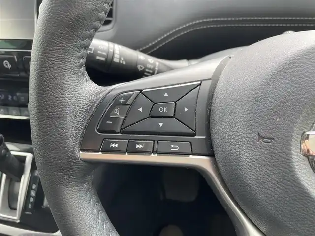 日産 セレナ ハイウェイスター 福岡県 2018(平30)年 9万km ブリリアントホワイトパール 360°セーフティサポート/バックカメラ/アラウンドビューカメラ/コーナーセンサー/クルコン/BT/後席用モニター/CD/フルセグTV/ナビ/純正フロアマット/純正アルミホイール/プッシュスタート/スマートキー/スペアキー/両側パワースライド/オートブレーキホールド