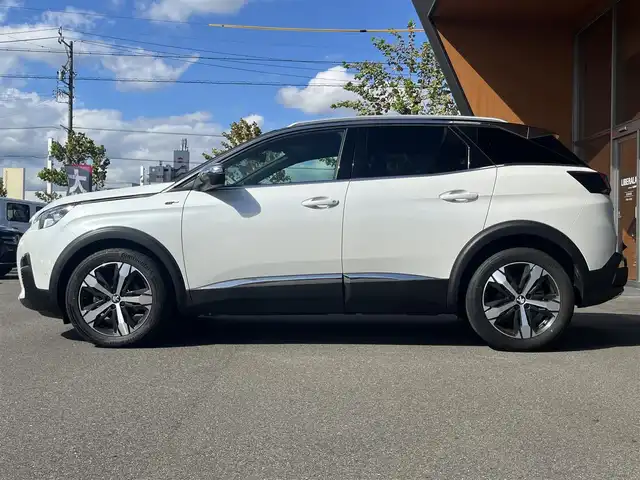 プジョー ３００８ GT ブルー HDi 岐阜県 2018(平30)年 3.2万km パール 8インチタッチスクリーン/　FM・AMラジオ/　USB/　Bluetooth/アクティブセーフティブレーキ/ブレーキアシスト/ワイドバックアイカメラ/レーンキープアシスト/アクティブクルーズコントロール/フルLEDヘッドライト/インテリジェントハイビーム/ルーフレール/デジタルヘッドアップインストルメントパネル/6エアバッグ　フロント　フロント　サイド　カーテン/アンチロックブレーキシステム/エレクトロニックスタビリティコントロール