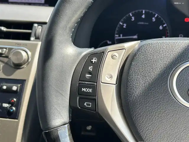 レクサス ＲＸ 270 バージョンL 岐阜県 2013(平25)年 7.4万km ブラック サンルーフ（OP）/黒本革シート/メモリ機能パワーシート/前席シートヒーター/シートクーラー/純正HDDナビ/（フルセグTV/CD/DVD/Bluetooth/AUX）/バックカメラ/サイドカメラ/クルーズコントロール/クリアランスソナー前後/電動リアゲート/ウッドコンビ本革巻きステアリング/ステアリングヒーター/LEDヘッドライト/オートライト/AC100V電源/純正19インチAW/純正フロアマット/純正ビルトインETC/前方ドライブレコーダー（HDR-352GH）/GPSレーダー探知機/スマートキー×2