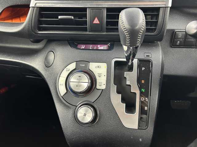 トヨタ シエンタ G クエロ 埼玉県 2019(令1)年 3万km コバルトブルーメタリック 純正ナビ（BT/AM/FM）/フルセグTV/バックカメラ/横滑り防止装置/盗難防止装置/車線逸脱防止機能/先行車お知らせ機能/オートライト/LEDヘッドライト/プリクラッシュセーフティ/両側パワースライドドア/前後ドライブレコーダー/ETC/純正フロアマット/スマートキー
