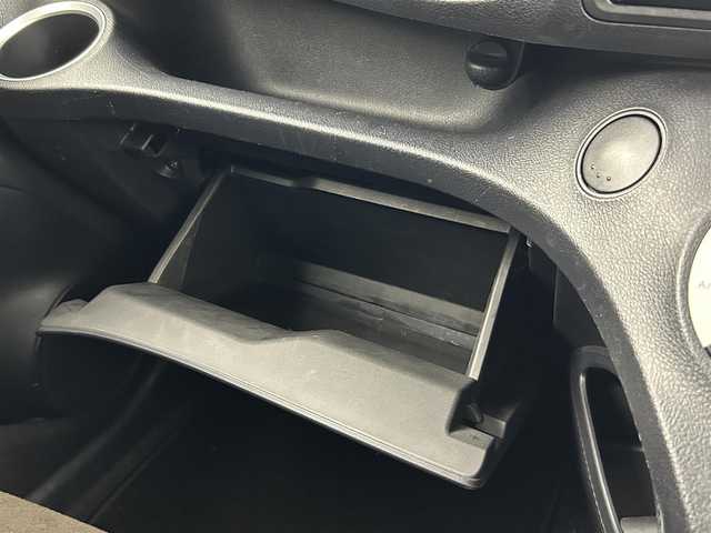 トヨタ シエンタ G クエロ 埼玉県 2019(令1)年 3万km コバルトブルーメタリック 純正ナビ（BT/AM/FM）/フルセグTV/バックカメラ/横滑り防止装置/盗難防止装置/車線逸脱防止機能/先行車お知らせ機能/オートライト/LEDヘッドライト/プリクラッシュセーフティ/両側パワースライドドア/前後ドライブレコーダー/ETC/純正フロアマット/スマートキー