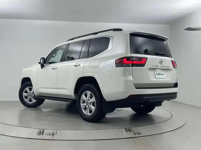 トヨタ ランドクルーザー AX 埼玉県 2023(令5)年 2万km ホワイトパールクリスタルシャイン トヨタセーフティセンス/純正12.3型ディスプレイ/サンルーフ/ルーフレール/サイドステップ/D席パワーシート/レーダークルーズコントロール/前後ドライブレコーダー/ＡＣ１００電源/オートライト/LEDヘッドライト