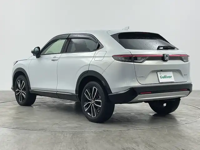 ホンダ ヴェゼル ハイブリッド e:HEV Z 群馬県 2022(令4)年 5.1万km プレミアムサンライトホワイトパール ホンダセンシング　純正９インチナビ　フルセグ　バックカメラ　ＣＤ　ＤＶＤ　パワーバックドア　合皮シート　前後ドライブレコーダー　シートヒーター　ステアリングヒーター　ビルトインＥＴＣ　ＬＥＤライト