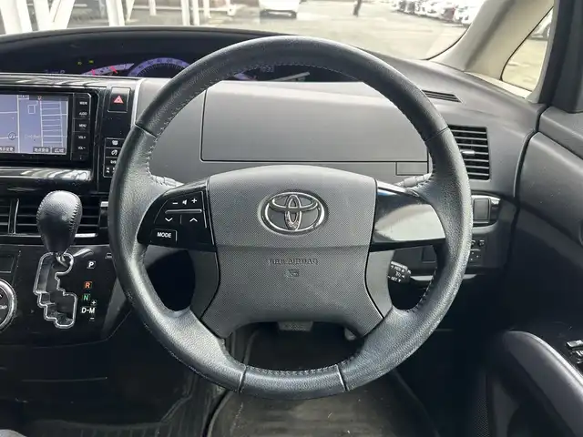 トヨタ エスティマ アエラス プレミアムエディション 静岡県 2014(平26)年 4.2万km ホワイトパールクリスタルシャイン 純正ナビ/フリップダウンモニター/バックカメラ/純正ビルトインETC/クルーズコントロール/両側パワースライドドア/純正18AW　/オートライト　/HIDライト　/スマートキー　/フルセグTV/Bluetooth/ABS/パワーシートD＋N