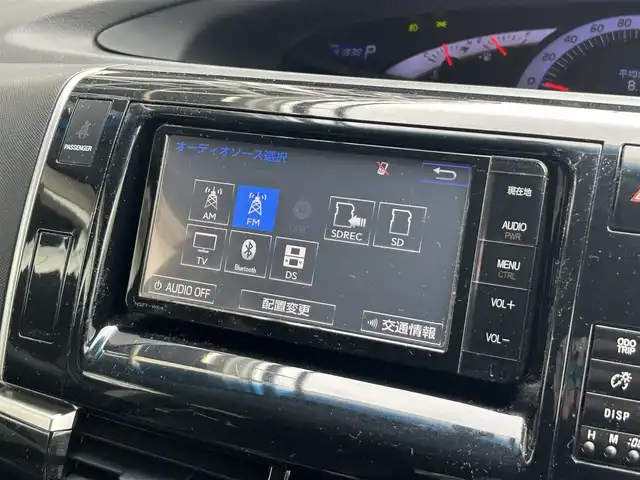 トヨタ エスティマ アエラス プレミアムエディション 静岡県 2014(平26)年 4.2万km ホワイトパールクリスタルシャイン 純正ナビ/フリップダウンモニター/バックカメラ/純正ビルトインETC/クルーズコントロール/両側パワースライドドア/純正18AW　/オートライト　/HIDライト　/スマートキー　/フルセグTV/Bluetooth/ABS/パワーシートD＋N
