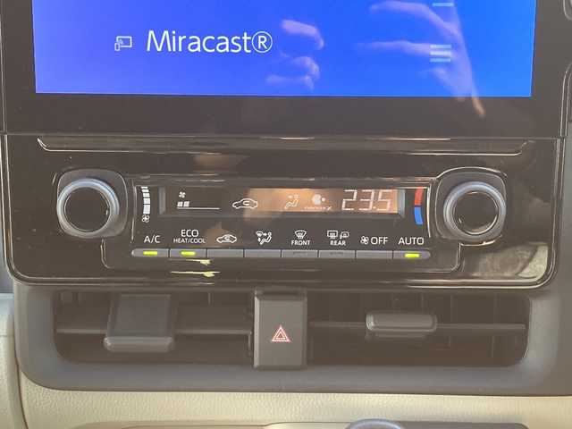 トヨタ シエンタ ハイブリッド Z 佐賀県 2024(令6)年 0.2万km ブラック 純正10.5インチディスプレイオーディオ/パノラマミックビューモニター/両側パワースライドドア/プリクラッシュセーフティ/レーンディパーチャーアラート/オートハイビーム/アダプティブクルーズコントロール/アドバンスドパーク/ブラインドスポットモニター/クリアランスソナー/リアクロストラフィックアラート/天井サーキュレーター/シートヒーター/ステアリングヒーター/ステアリングリモコン/ETC2.0/プッシュスタート/スマートキー/LEDヘッドライト