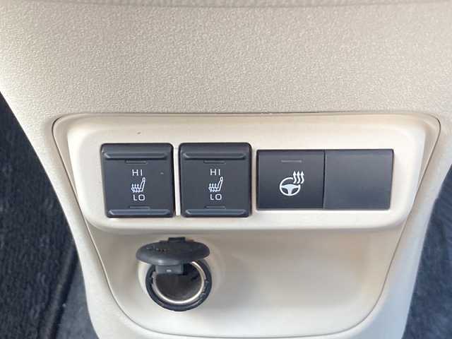 トヨタ シエンタ ハイブリッド Z 佐賀県 2024(令6)年 0.2万km ブラック 純正10.5インチディスプレイオーディオ/パノラマミックビューモニター/両側パワースライドドア/プリクラッシュセーフティ/レーンディパーチャーアラート/オートハイビーム/アダプティブクルーズコントロール/アドバンスドパーク/ブラインドスポットモニター/クリアランスソナー/リアクロストラフィックアラート/天井サーキュレーター/シートヒーター/ステアリングヒーター/ステアリングリモコン/ETC2.0/プッシュスタート/スマートキー/LEDヘッドライト