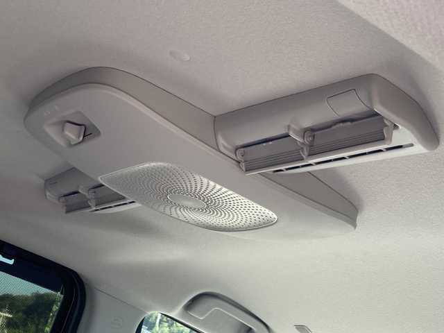 トヨタ シエンタ ハイブリッド Z 佐賀県 2024(令6)年 0.2万km ブラック 純正10.5インチディスプレイオーディオ/パノラマミックビューモニター/両側パワースライドドア/プリクラッシュセーフティ/レーンディパーチャーアラート/オートハイビーム/アダプティブクルーズコントロール/アドバンスドパーク/ブラインドスポットモニター/クリアランスソナー/リアクロストラフィックアラート/天井サーキュレーター/シートヒーター/ステアリングヒーター/ステアリングリモコン/ETC2.0/プッシュスタート/スマートキー/LEDヘッドライト