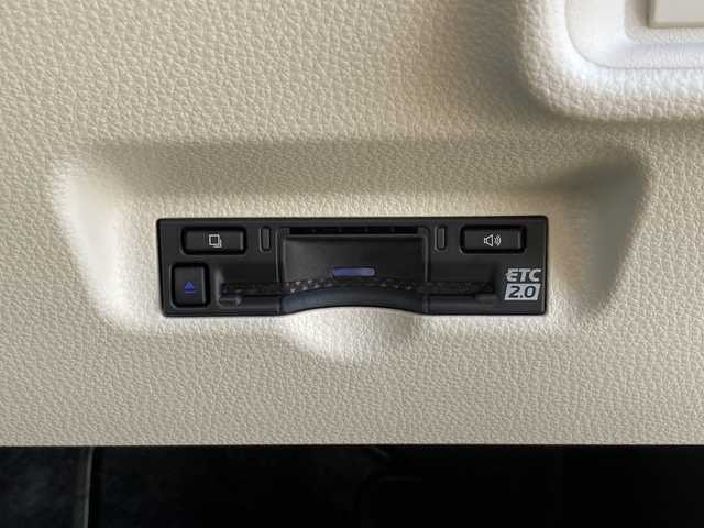 トヨタ シエンタ ハイブリッド Z 佐賀県 2024(令6)年 0.2万km ブラック 純正10.5インチディスプレイオーディオ/パノラマミックビューモニター/両側パワースライドドア/プリクラッシュセーフティ/レーンディパーチャーアラート/オートハイビーム/アダプティブクルーズコントロール/アドバンスドパーク/ブラインドスポットモニター/クリアランスソナー/リアクロストラフィックアラート/天井サーキュレーター/シートヒーター/ステアリングヒーター/ステアリングリモコン/ETC2.0/プッシュスタート/スマートキー/LEDヘッドライト