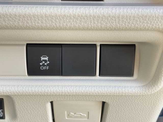 トヨタ シエンタ ハイブリッド Z 佐賀県 2024(令6)年 0.2万km ブラック 純正10.5インチディスプレイオーディオ/パノラマミックビューモニター/両側パワースライドドア/プリクラッシュセーフティ/レーンディパーチャーアラート/オートハイビーム/アダプティブクルーズコントロール/アドバンスドパーク/ブラインドスポットモニター/クリアランスソナー/リアクロストラフィックアラート/天井サーキュレーター/シートヒーター/ステアリングヒーター/ステアリングリモコン/ETC2.0/プッシュスタート/スマートキー/LEDヘッドライト