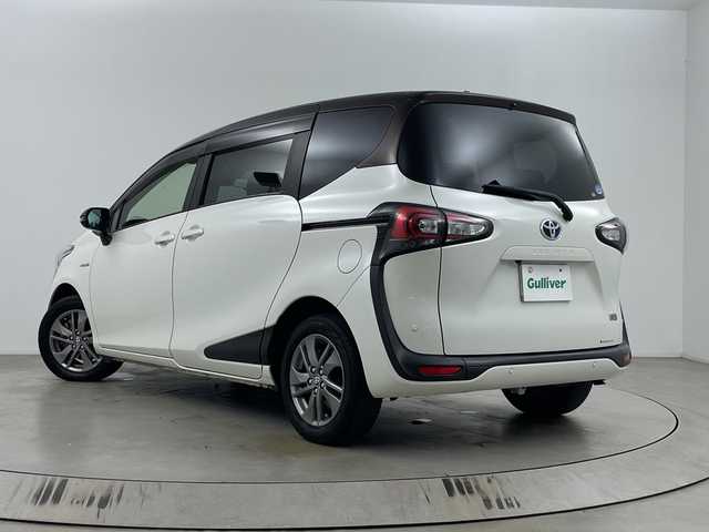 トヨタ シエンタ ハイブリッド G クエロ 埼玉県 2019(令1)年 4.2万km ヴィンテージブラウンパールクリスタルシャイン/ホワイトパールクリスタルシャイン 純正ナビ/　(Bluetooth/CD/DVD/FM/AM)/フルセグテレビ/バックカメラ/ビルトインETC/ハーフレザーシート/両側パワースライドドア/クルーズコントロール/衝突被害軽減ブレーキ/車線逸脱警報/クリアランスソナー/オートハイビーム/オートLEDライト/プッシュスタート/純正フロアマット/純正15インチアルミホイール