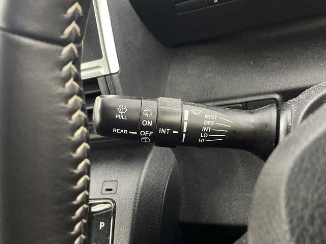 トヨタ シエンタ ハイブリッド G クエロ 埼玉県 2019(令1)年 4.2万km ヴィンテージブラウンパールクリスタルシャイン/ホワイトパールクリスタルシャイン 純正ナビ/　(Bluetooth/CD/DVD/FM/AM)/フルセグテレビ/バックカメラ/ビルトインETC/ハーフレザーシート/両側パワースライドドア/クルーズコントロール/衝突被害軽減ブレーキ/車線逸脱警報/クリアランスソナー/オートハイビーム/オートLEDライト/プッシュスタート/純正フロアマット/純正15インチアルミホイール