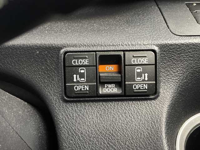 トヨタ シエンタ ハイブリッド G クエロ 埼玉県 2019(令1)年 4.2万km ヴィンテージブラウンパールクリスタルシャイン/ホワイトパールクリスタルシャイン 純正ナビ/　(Bluetooth/CD/DVD/FM/AM)/フルセグテレビ/バックカメラ/ビルトインETC/ハーフレザーシート/両側パワースライドドア/クルーズコントロール/衝突被害軽減ブレーキ/車線逸脱警報/クリアランスソナー/オートハイビーム/オートLEDライト/プッシュスタート/純正フロアマット/純正15インチアルミホイール