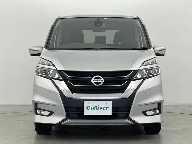 日産 セレナ ハイウェイスター Vセレクション 群馬県 2018(平30)年 5.5万km ブリリアントシルバー 純正9インチナビ/・AM/FM/CD/DVD/Blu-ray/SD/USB/AUX/Bluetooth/フルセグTV/純正フリップダウンモニター/アラウンドビューモニター/エマージェンシーブレーキ/車線逸脱警報システム/ハンズフリーパワースライドドア/純正ドライブレコーダー/アイドリングストップ/スマートキー×2本/プッシュスタート/ETC