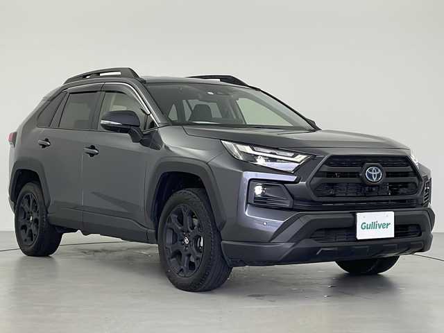 トヨタ ＲＡＶ４ HV アドベンチャー オフロードPKGⅡ 岐阜県 2023(令5)年 4万km グレーメタリック ４WD/トヨタセーフティセンス/プリクラッシュセーフティ/レーントレーシングアラート/オートハイビーム/ブラインドスポットモニター/クリアランスソナー/レーダークルーズコントロール/10.5インチ ディスプレイオーディオ/ナビキット/フルセグTV/（AM/FM/Bluetooth/Miracast）/パノラミックビューモニター/前後ドライブレコーダー/前席シートヒーター/エアシート/運転席メモリ付きパワーシート/ステアリングヒーター/ETC2.0/オートホールド/デジタルインナーミラー/パノラミックビューモニター/アクセサリーコンセント/(AC100V1500w)/スマートキー/スペアキー