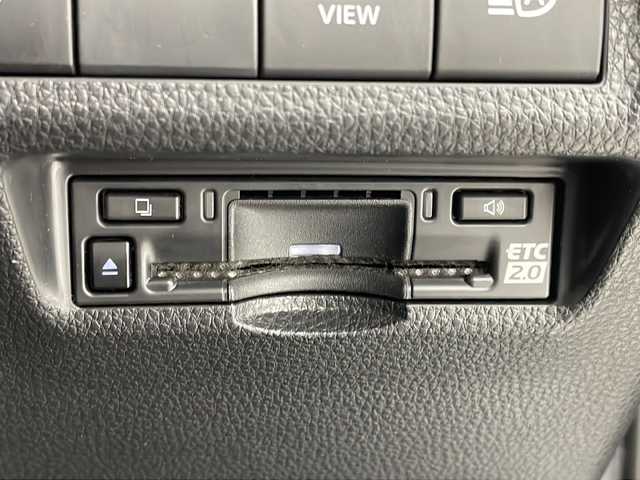 トヨタ ＲＡＶ４ HV アドベンチャー オフロードPKGⅡ 岐阜県 2023(令5)年 4万km グレーメタリック ４WD/トヨタセーフティセンス/プリクラッシュセーフティ/レーントレーシングアラート/オートハイビーム/ブラインドスポットモニター/クリアランスソナー/レーダークルーズコントロール/10.5インチ ディスプレイオーディオ/ナビキット/フルセグTV/（AM/FM/Bluetooth/Miracast）/パノラミックビューモニター/前後ドライブレコーダー/前席シートヒーター/エアシート/運転席メモリ付きパワーシート/ステアリングヒーター/ETC2.0/オートホールド/デジタルインナーミラー/パノラミックビューモニター/アクセサリーコンセント/(AC100V1500w)/スマートキー/スペアキー