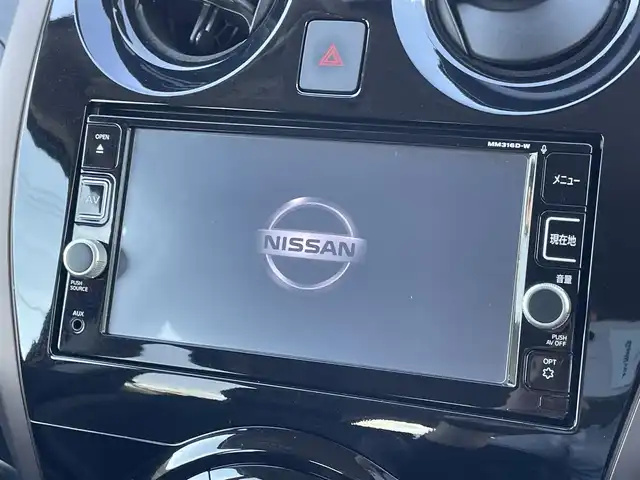 日産 ノート e－パワー メダリスト 愛媛県 2016(平28)年 3.7万km プレミアムコロナオレンジ エマージェンシーブレーキ/車線逸脱警報/純正ナビ（Bluetooth/フルセグTV/DVD再生）/アラウンドビューモニター/ハーフレザー/ETC/前方ドライブレコーダー/純正アルミホイール/純正フロアマット/前後コーナーセンサー/LEDヘッドライト/衝突被害軽減システム/横滑り防止装置