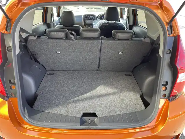 日産 ノート e－パワー メダリスト 愛媛県 2016(平28)年 3.7万km プレミアムコロナオレンジ エマージェンシーブレーキ/車線逸脱警報/純正ナビ（Bluetooth/フルセグTV/DVD再生）/アラウンドビューモニター/ハーフレザー/ETC/前方ドライブレコーダー/純正アルミホイール/純正フロアマット/前後コーナーセンサー/LEDヘッドライト/衝突被害軽減システム/横滑り防止装置