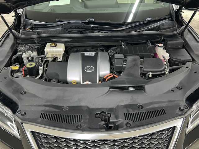 レクサス ＲＸ 450h Fスポーツ 長崎県 2019(平31)年 5.3万km グラファイトブラックガラスフレーク パノラマルーフ/マークレビンソンプレミアムサウンド/レクサスセーフティ/・プリクラッシュセーフティ/・ブラインドスポットモニター/・レーンキープアシスト/純正12.3型ナビ/・フルセグ/DVD/Bluetooth/Bluーray/パノラミックビューモニター/ホワイトレザーシート/前席パワーシート（運転席メモリ付）/前席エアーシート/全席シートヒーター/三眼LEDヘッドライト/クルーズコントロール/ヘッドアップディスプレイ/ハンドルヒーター/純正20インチアルミ/置くだけ充電/パドルシフト/ステアリングリモコン/100V電源/コーナーセンサー/プッシュスタート/スマートキー/電子制御パーキング/オートホールド