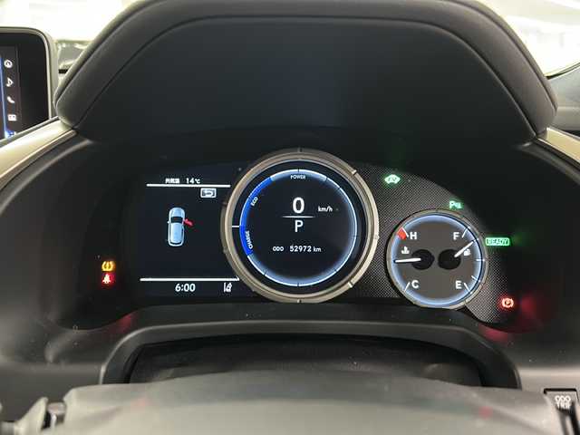 レクサス ＲＸ 450h Fスポーツ 長崎県 2019(平31)年 5.3万km グラファイトブラックガラスフレーク パノラマルーフ/マークレビンソンプレミアムサウンド/レクサスセーフティ/・プリクラッシュセーフティ/・ブラインドスポットモニター/・レーンキープアシスト/純正12.3型ナビ/・フルセグ/DVD/Bluetooth/Bluーray/パノラミックビューモニター/ホワイトレザーシート/前席パワーシート（運転席メモリ付）/前席エアーシート/全席シートヒーター/三眼LEDヘッドライト/クルーズコントロール/ヘッドアップディスプレイ/ハンドルヒーター/純正20インチアルミ/置くだけ充電/パドルシフト/ステアリングリモコン/100V電源/コーナーセンサー/プッシュスタート/スマートキー/電子制御パーキング/オートホールド