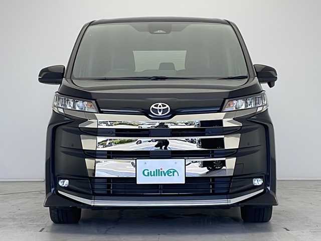 トヨタ ノア S－G 愛知県 2022(令4)年 1.6万km スパークリングブラックパールクリスタルシャイン 衝突軽減システム/純正10.5型ディズプレイオーディオ　ナビあり/レーダークルーズコントロール/フルセグ/CD DVD/Bluetooth/バックカメラ/コーナーセンサー/パワースライドドア/純正アルミホイール/LEDヘッドライト/リアオートエアコン/ETC2.0/ステアリングスイッチ/スマートキー/プッシュスタート