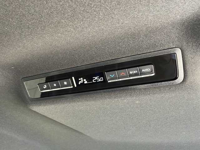 トヨタ ノア S－G 愛知県 2022(令4)年 1.6万km スパークリングブラックパールクリスタルシャイン 衝突軽減システム/純正10.5型ディズプレイオーディオ　ナビあり/レーダークルーズコントロール/フルセグ/CD DVD/Bluetooth/バックカメラ/コーナーセンサー/パワースライドドア/純正アルミホイール/LEDヘッドライト/リアオートエアコン/ETC2.0/ステアリングスイッチ/スマートキー/プッシュスタート