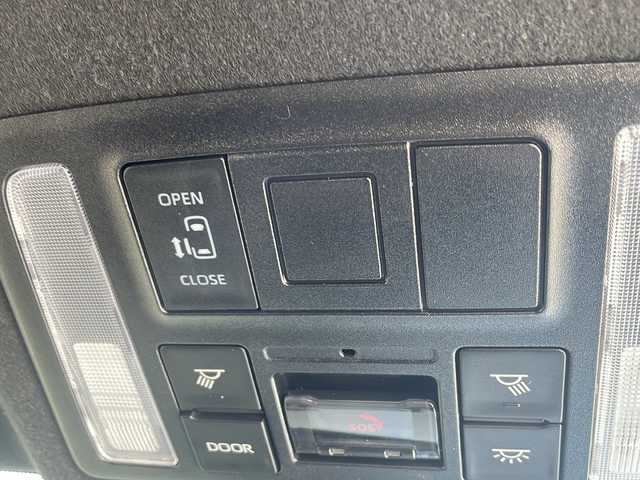 トヨタ ノア S－G 愛知県 2022(令4)年 1.6万km スパークリングブラックパールクリスタルシャイン 衝突軽減システム/純正10.5型ディズプレイオーディオ　ナビあり/レーダークルーズコントロール/フルセグ/CD DVD/Bluetooth/バックカメラ/コーナーセンサー/パワースライドドア/純正アルミホイール/LEDヘッドライト/リアオートエアコン/ETC2.0/ステアリングスイッチ/スマートキー/プッシュスタート