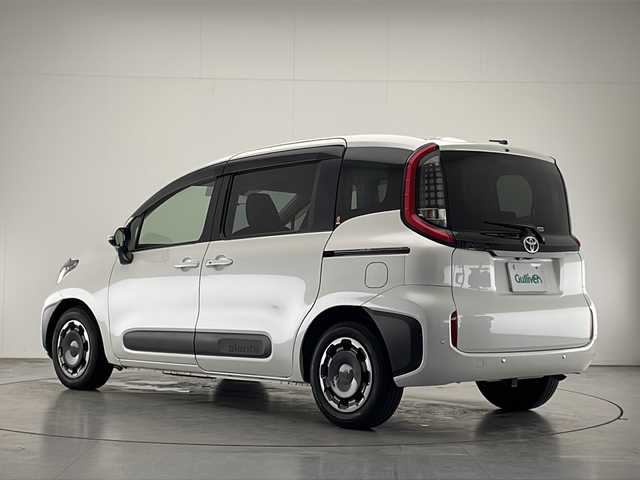 トヨタ シエンタ Z 宮崎県 2022(令4)年 2.5万km パール 純正10.5インチディスプレイオーディオ/AM/FM/Bluetooth/Apple Car Play/Toyota Safety Sense/・プリクラッシュセーフティ/・レーントレーシングアシスト/・レーンディパーチャーアラート/・レーダークルーズコントロール/・アダプティブハイビームシステム/・オートマチックハイビーム/・ロードサインアシスト/・ドライバー異常時対応システム/・プロアクティブドライビングアシスト/・発進遅れ告知機能/パノラミックビューモニター/両側電動パワースライドドア/電動格納ミラー/純正フロアマット/純正ドアバイザー/ETC