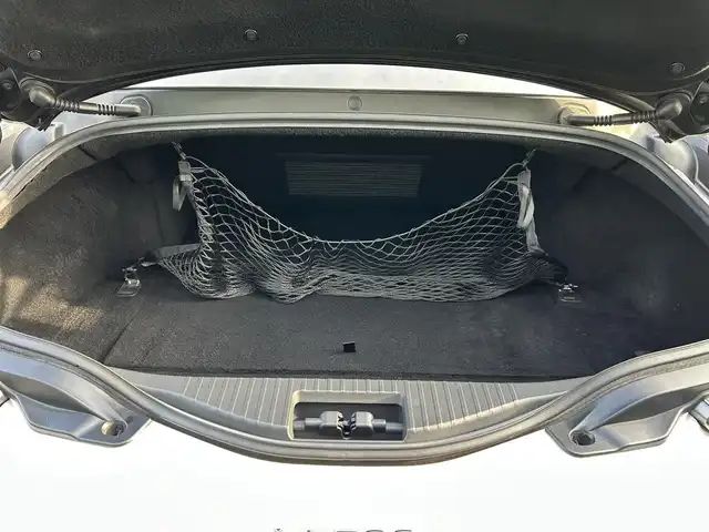 レクサス ＬＣ 500 Sパッケージ 愛媛県 2017(平29)年 5万km ホワイトノーヴァガラスフレーク 登録時走行距離:49019km/純正メーカーOPメモリナビ/AM/FM/CD/DVD/TV/BT/SD/ETC2.0/Bカメラ/前後ドラレコ/パドルシフト/追従クルコン/横滑り防止装置/盗難防止装置/衝突軽減システム/レーンキープアシスト/前後コーナーセンサー/パワーシート/ハーフレザーシート/LEDヘッドライト/オートライト/エンジンスタートボタン/スマートキー/純正アルミホイール/純正フロアマット