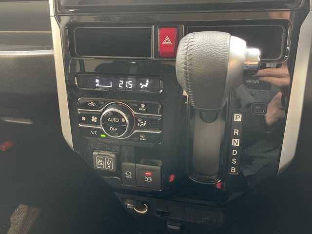 トヨタ ルーミー カスタムG 愛知県 2021(令3)年 3万km クールバイオレットクリスタルシャイン 純正9型ディスプレイオーディオ　ナビ機能なし/全方位カメラ/両側パワースライドドア/レーダークルーズコントロール/バックカメラ/コーナーセンサー/純正アルミホイール/LEDヘッドライト/オートマチックハイビーム/ETC/衝突軽減システム/フルセグ/Bluetooth/ステアリングスイッチ/スマートキー/プッシュスタート