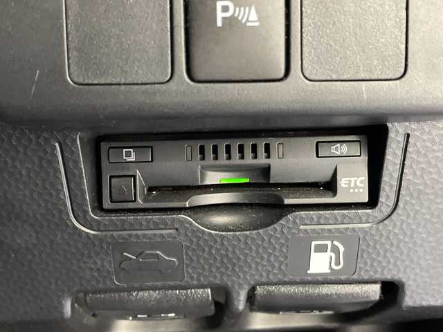 トヨタ ルーミー カスタムG 愛知県 2021(令3)年 3万km クールバイオレットクリスタルシャイン 純正9型ディスプレイオーディオ　ナビ機能なし/全方位カメラ/両側パワースライドドア/レーダークルーズコントロール/バックカメラ/コーナーセンサー/純正アルミホイール/LEDヘッドライト/オートマチックハイビーム/ETC/衝突軽減システム/フルセグ/Bluetooth/ステアリングスイッチ/スマートキー/プッシュスタート